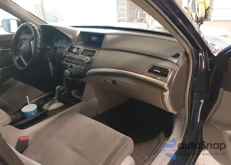 2009 Honda Accord 2.4 Ex from USA, damaged, VIN 1HGCP26769A013997